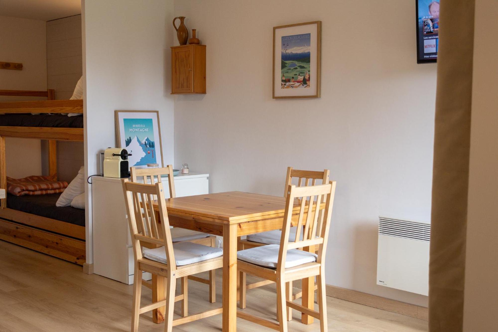 Chaleureux Appartement Avec Balcon Au Coeur Des Rousses 레루스 외부 사진
