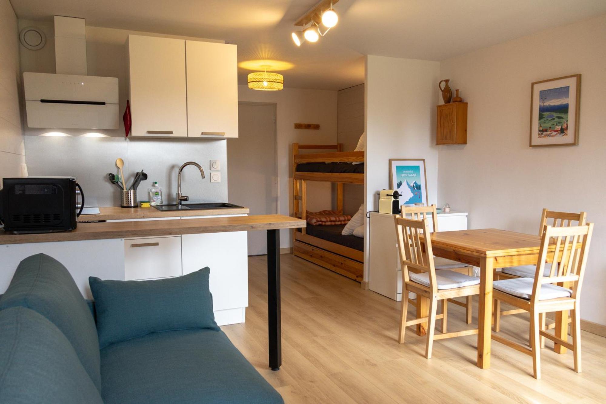 Chaleureux Appartement Avec Balcon Au Coeur Des Rousses 레루스 외부 사진